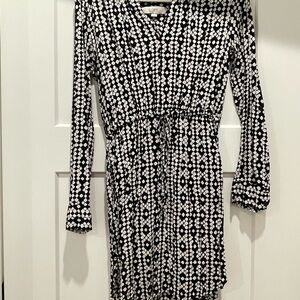 BOGO Ann Taylor LOFT Black and White Patterned Shirt Tunic Dress Size Small